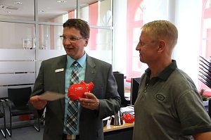 Sieben gl&uuml;ckliche Gewinner kamen beim gro&szlig;en Vereinsvoting der Sparkasse aus Harztor