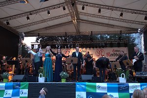 Nordhausen rockte auf Theaterplatz