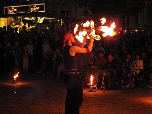 Extase vor dem Theater