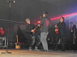 Extase vor dem Theater