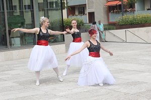 Tanzstudio Radeva bereichert das Rolandsfest