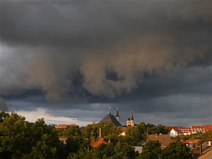 Gewitter über Nordhausen: Blick Richtung Blasiikirche und Dom