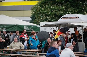 Fans gucken Deutschland gegen Polen