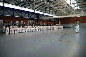 Karate mit Hitze, Sturm und Gaudi & au&szlig;ergew&ouml;hnliche Ehrungen