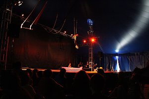 Zirkus macht stark - 55 Kinder konnten diese Woche im Zappelini Zelt ihr eigenes St&uuml;ck proben