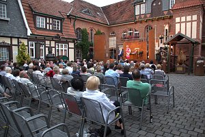 Peter Blei im "Sketch Club" - Irmgard von Topf & Klaus-Dieter Henkel pr&auml;sentierten ihr neues Programm