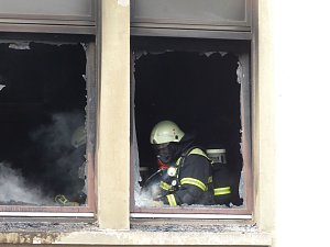 Wohnungsbrand mit vier Verletzten