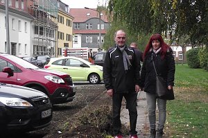  Klaus Gorges und Mercedes Schalke waren mit dem Ergebnis der S&auml;uberungen sehr zufrieden.