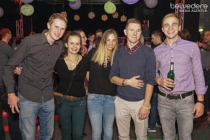 Wir bekennen Farbe! - so hie&szlig; das Motto der Nacht vom Samstag zu Sonntag im Nordh&auml;user Jugendclubhaus. Auf die G&auml;ste wartete nicht nur jede Menge Licht, sondern auch jede Menge toller Musik. Wir haben wieder die Galerie f&uuml;r Sie zusammengestellt.