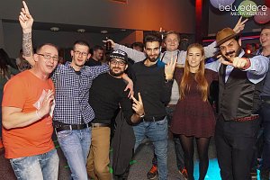 Wir bekennen Farbe! - so hie&szlig; das Motto der Nacht vom Samstag zu Sonntag im Nordh&auml;user Jugendclubhaus. Auf die G&auml;ste wartete nicht nur jede Menge Licht, sondern auch jede Menge toller Musik. Wir haben wieder die Galerie f&uuml;r Sie zusammengestellt.