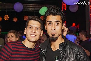 Wir bekennen Farbe! - so hie&szlig; das Motto der Nacht vom Samstag zu Sonntag im Nordh&auml;user Jugendclubhaus. Auf die G&auml;ste wartete nicht nur jede Menge Licht, sondern auch jede Menge toller Musik. Wir haben wieder die Galerie f&uuml;r Sie zusammengestellt.