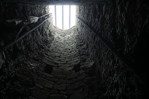 Das ist der Schacht, in dem eine Treppe eingebaut werden soll