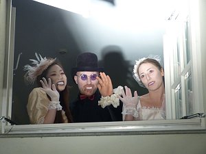Fu&szlig;baller singen Weihnachtslieder