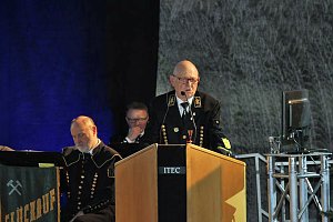 Ministerpr&auml;sident bekam Schl&auml;ge
