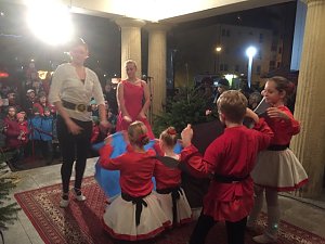 Tanzstudio Radeva &ouml;ffnete 11. Fenster