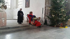 Friedenslicht verteilt