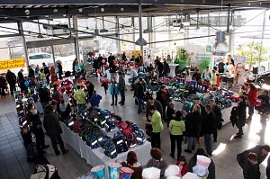 Staudenmayers Schulranzentag im Autohaus Peter