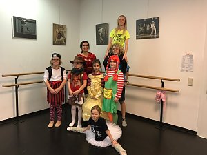 Fasching im Tanzstudio Radeva