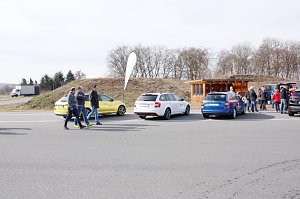 Ab ins Gel&auml;nde: Autohaus-Peter-Gruppe lud zum Aktionstag ins Autodrom