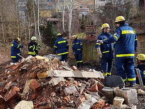 Gemeinsame &Uuml;bung von THW und Feuerwehr Gro&szlig;wechsungen