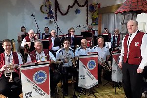 52 Jahre Karneval in Gro&szlig;lohra � viel Schunkeln, viel Lachen, viel Applaus