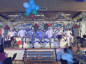 52 Jahre Karneval in Gro&szlig;lohra � viel Schunkeln, viel Lachen, viel Applaus
