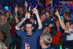 Live-Musik mit "Bartlos"
