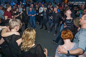 Live-Musik mit "Bartlos"