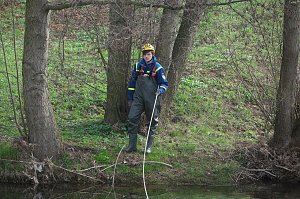 THW und Feuerwehren &uuml;bten an der Zorge