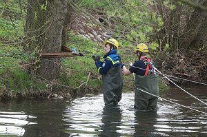 THW und Feuerwehren &uuml;bten an der Zorge