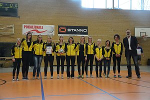 Ehrung beim Pokalfinale: Lutz Kurth und SVC-Frauen erhalten Auszeichnung