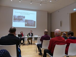 Rückblick: Vortrag von Dr. Andrea Rudorff mit dem Titel Die spezifischen Bedingungen von Frauen in Konzentrationslagern, Bürgersaal der Stadt Nordhausen, 4. April 2017