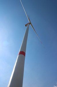 Wie funktioniert das mit der Windkraft? - die Wipperdorfer Grundsch&uuml;ler durften ganz nah ran