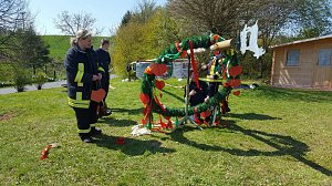 Der Maibaum steht in Herreden