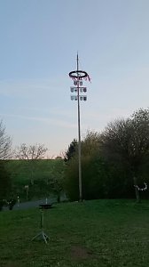 Der Maibaum steht in Herreden
