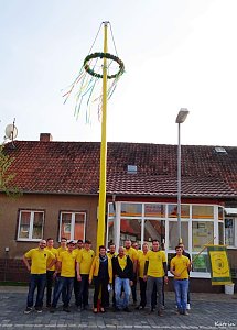 Maibaumsetzen in Görsbach
