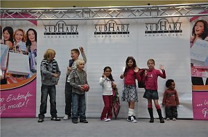 Modeschau in der Galerie