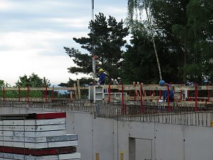 Montagearbeiten auf der Baustelle