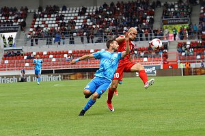 Pokalfinale zwischen RWE und Wacker in Erfurt