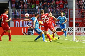 Pokalfinale zwischen RWE und Wacker in Erfurt