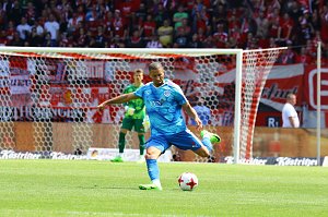 Pokalfinale zwischen RWE und Wacker in Erfurt