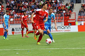 Pokalfinale zwischen RWE und Wacker in Erfurt