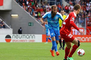 Pokalfinale zwischen RWE und Wacker in Erfurt