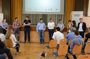 Gr&uuml;nder und Unternehmer berichten &uuml;ber Erfahrungen mit der Digitalisierung