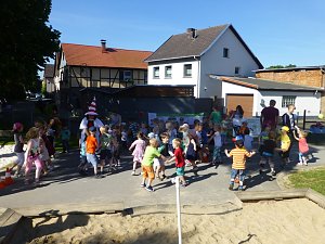 Kinder im Stra&szlig;enverkehr - Aktionstag in Bielen