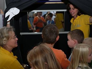 Z&auml;hne gezeigt