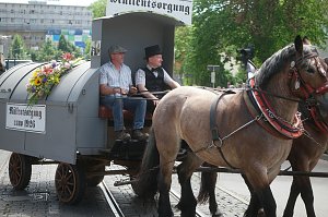 Festumzug zum 1090. Geburtstag der Rolandstadt