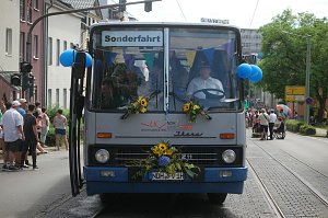 Festumzug zum 1090. Geburtstag der Rolandstadt