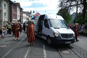 Festumzug zum 1090. Geburtstag der Rolandstadt