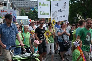 Festumzug zum 1090. Geburtstag der Rolandstadt